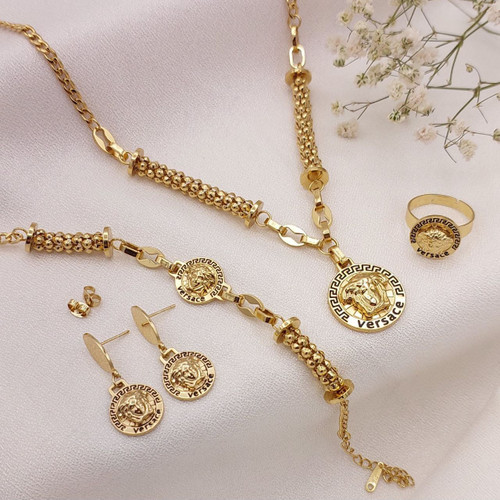 سرویس ورساچ زنانه