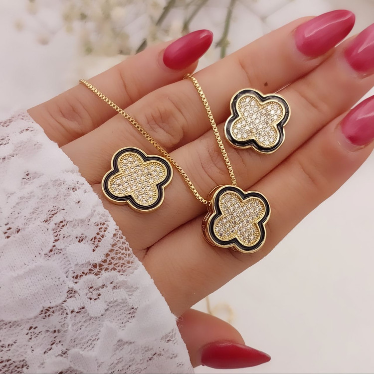 سرویس زنانه