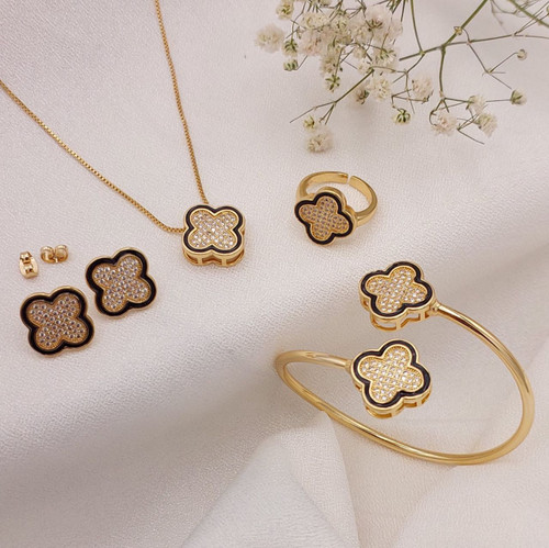 سرویس ونکلیف زنانه