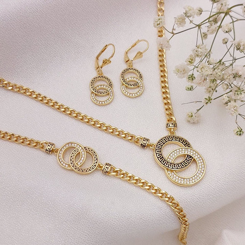 سرویس ورساچ زنانه