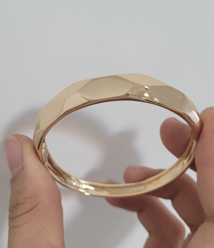 دستبند طرح طلای زنانه