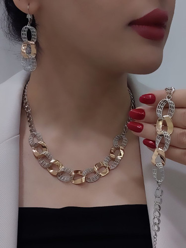 سرویس زنانه