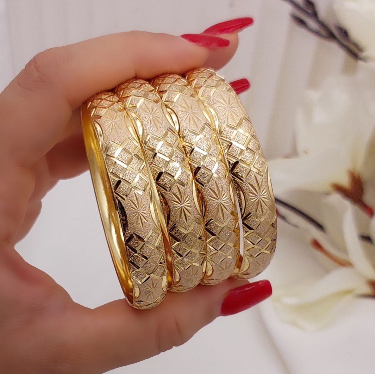 النگو طرح طلای زنانه