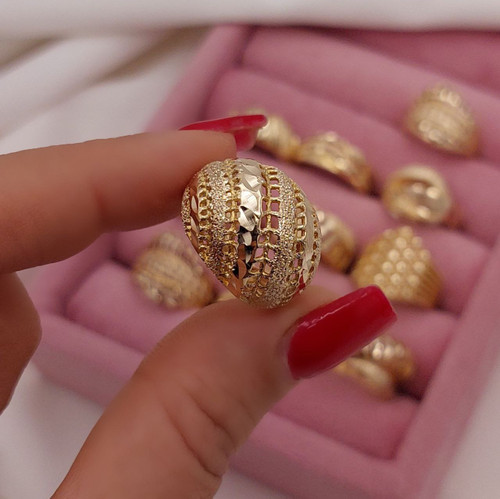 انگشتر طرح طلای زنانه