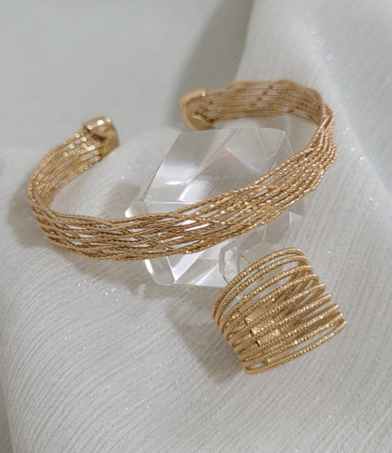 ست دستبند، انگشتر زنانه