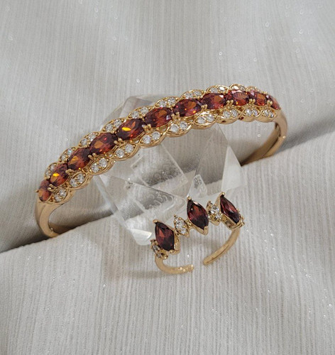 ست دستبند، انگشتر نگین قرمز زنانه