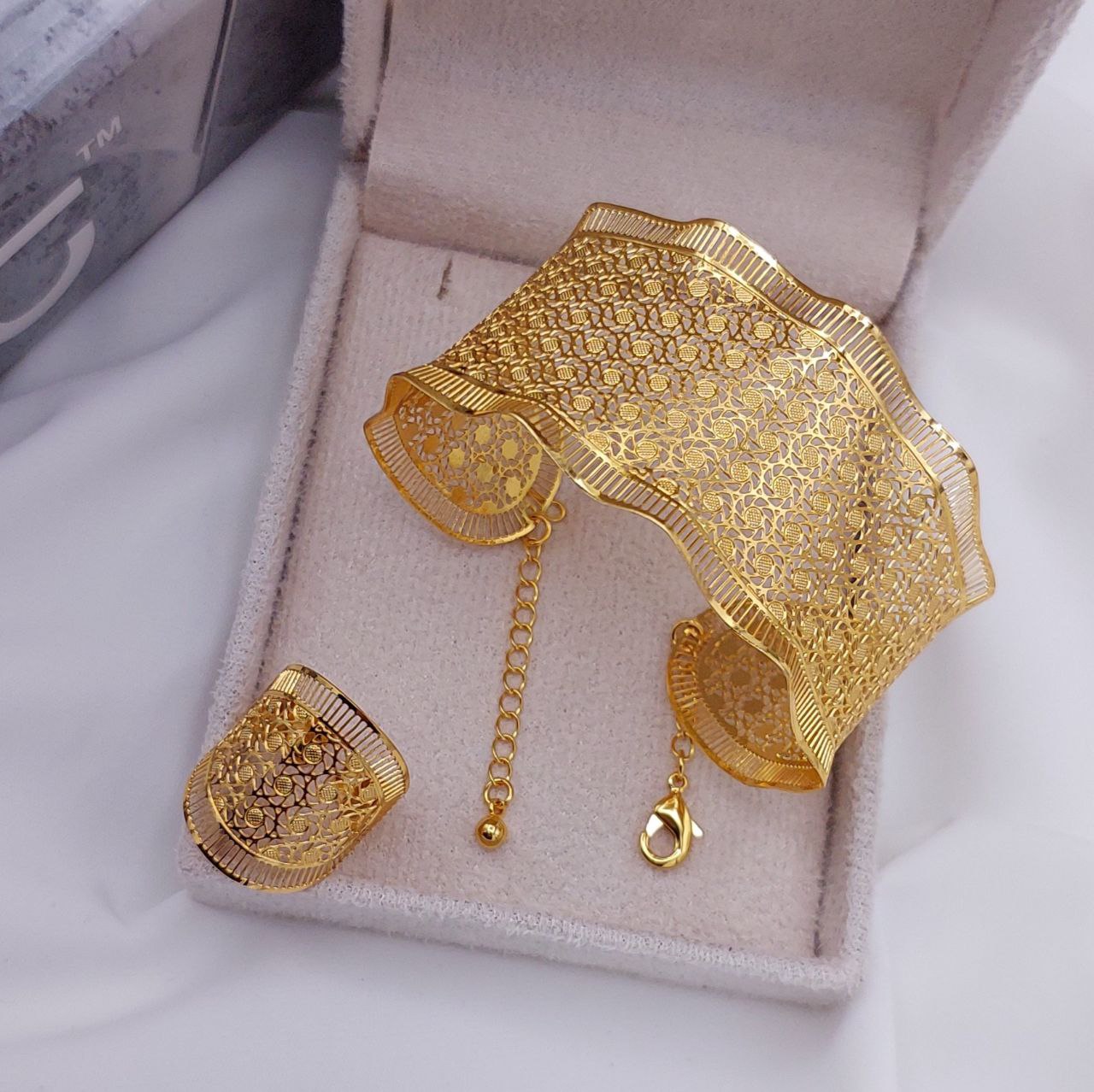 ست دستبند و انگشتر زنانه بحرینی ساده طرح طلا