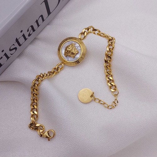 دستبند ورساچه زنانه