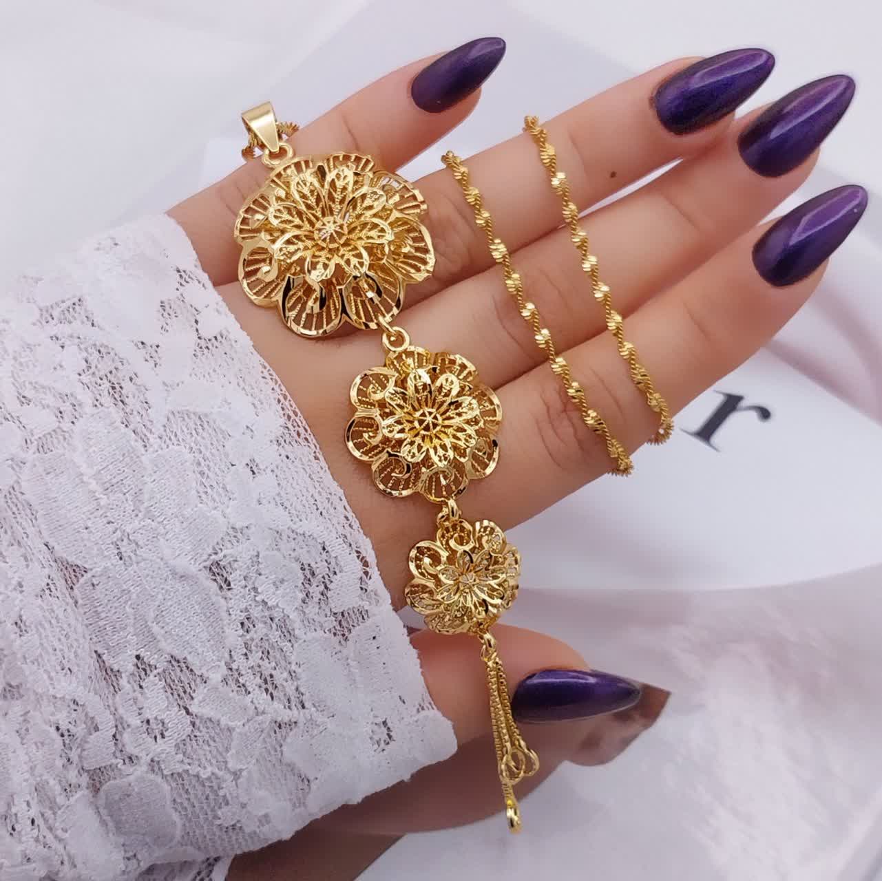 گردنبند CityGold طرح طلا گل برجسته سهتایی