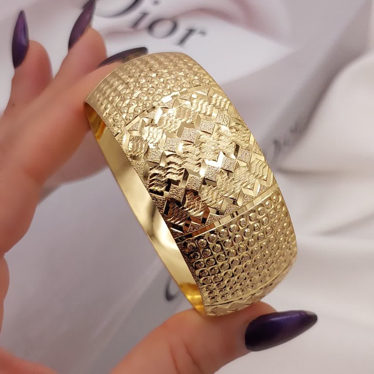 تکپوش طلایی رنگ ثابت