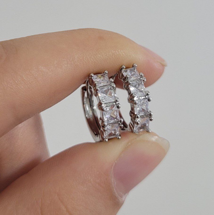 گوشواره حلقه ای طرح طلای زنانه