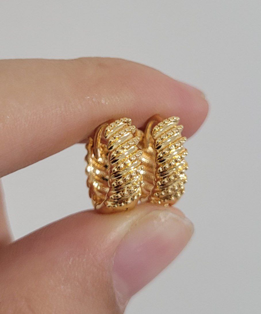 گوشواره حلقهای سبک