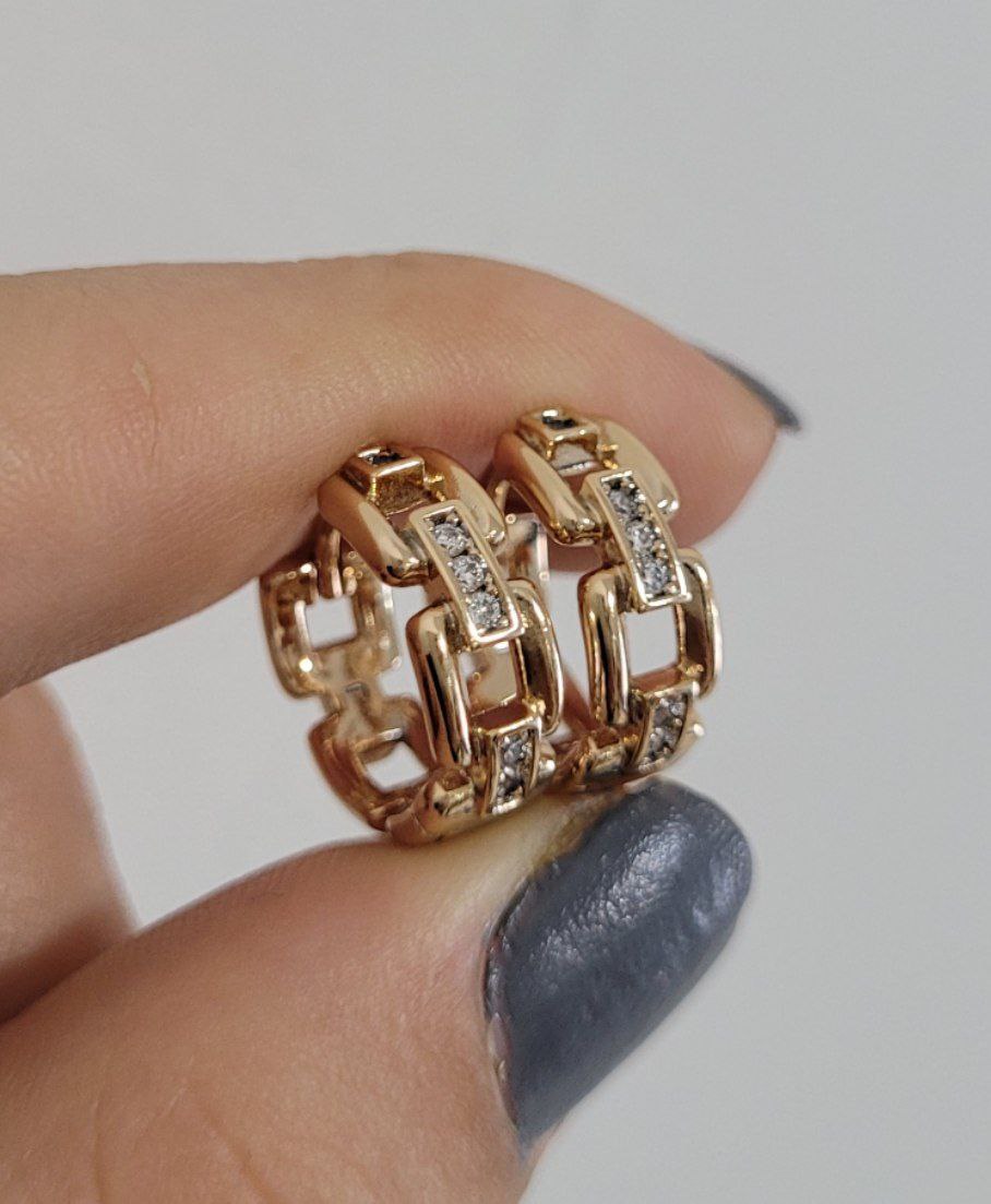 گوشواره حلقهای کوتاه زنانه