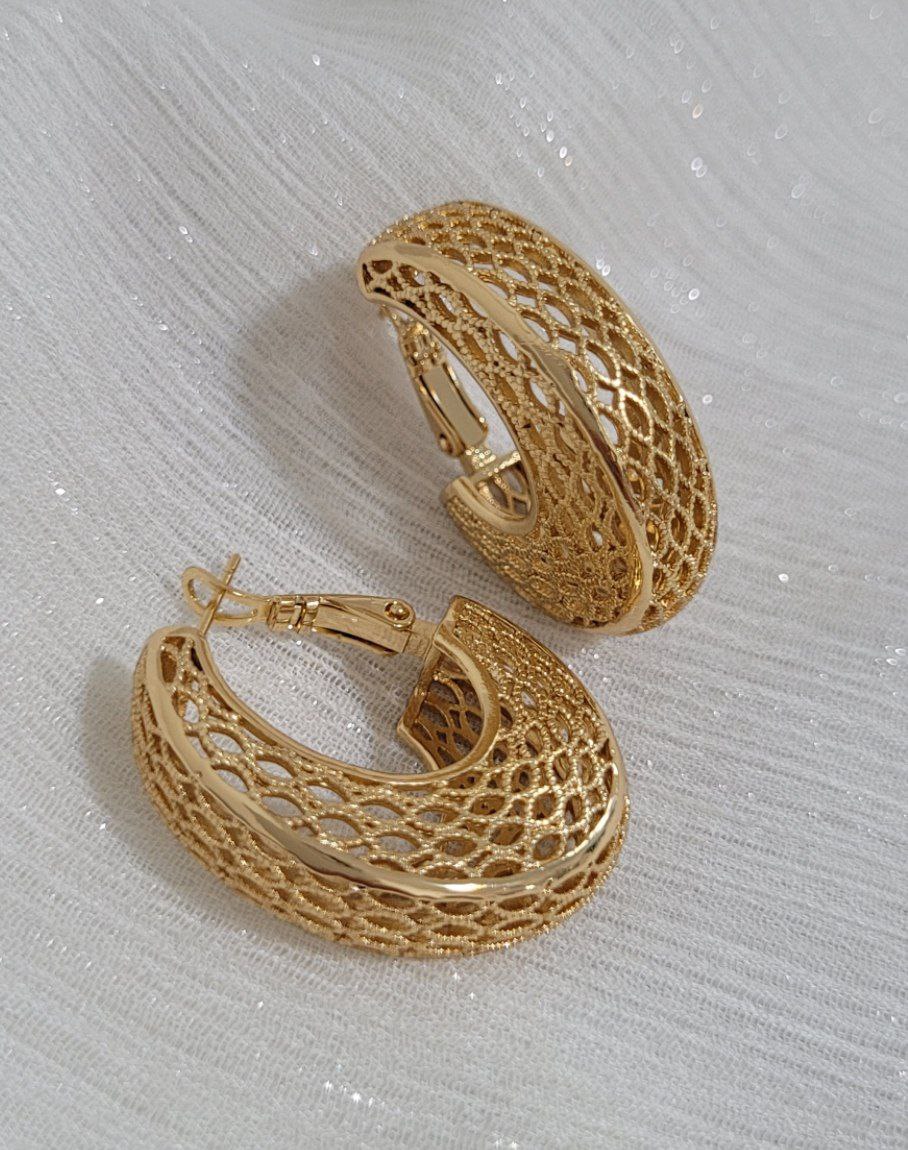 گوشواره توری ورساچ زنانه