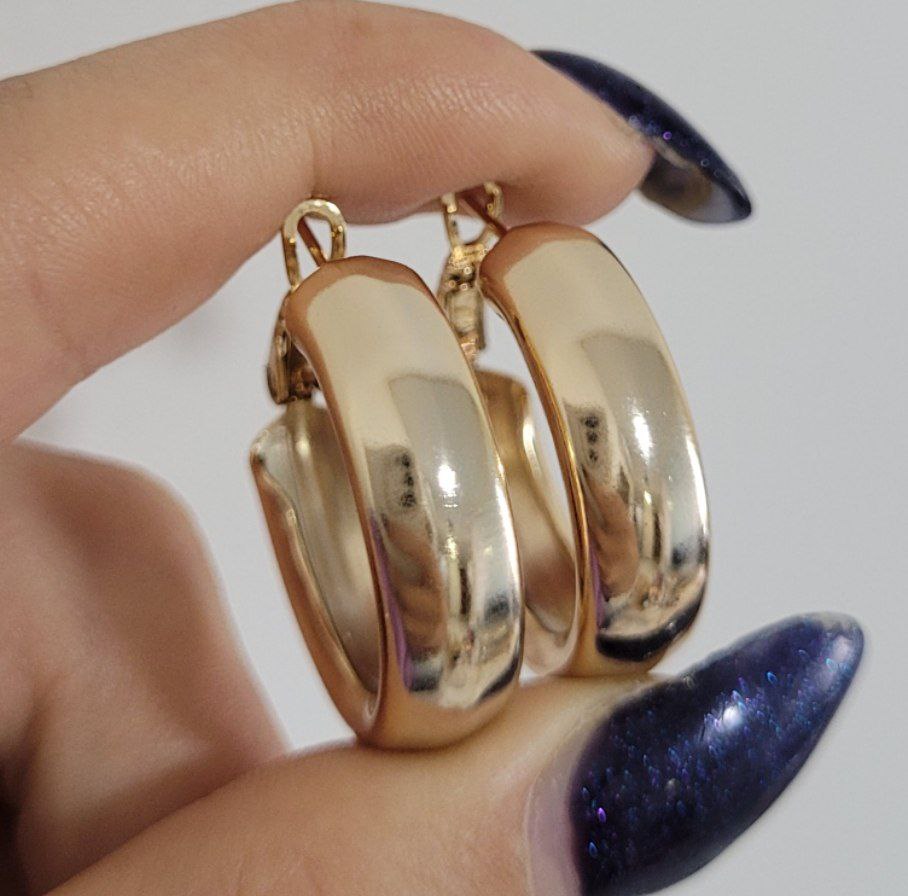 گوشواره حلقهای خاص زنانه