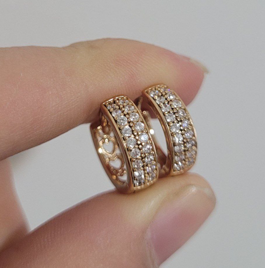 گوشواره حلقهای مدرن زنانه