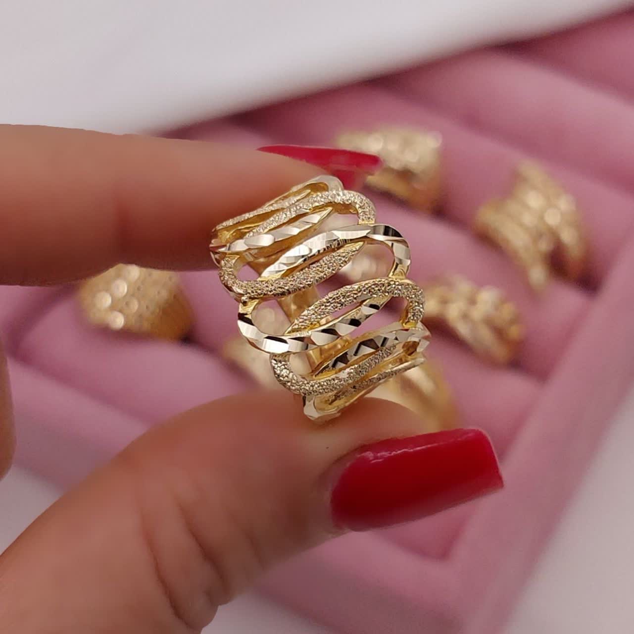 انگشتر طلاروس چندلایه پیچخورده