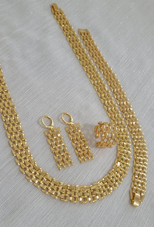 سرویس زنجیری زنانه رولکس NYH استیل طلایی با بافت مربعی یکپارچه