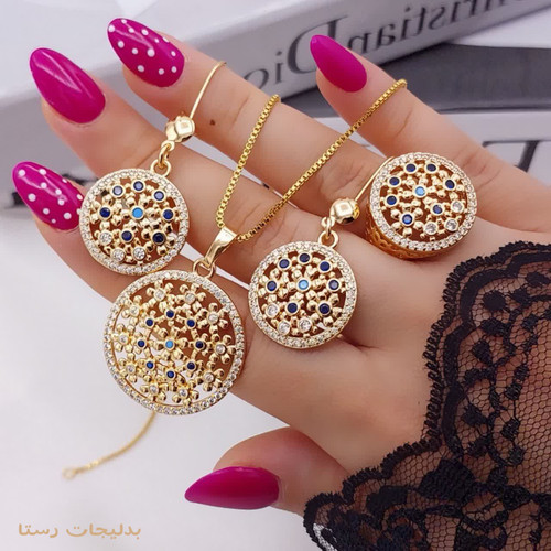 نیمست انگشتردار زنانه برند H_M با طرح مدور و چیدمان خوشهنگین مخراجکاری