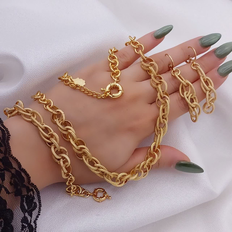 بدلیجات مینیمال طرح طلا رستا