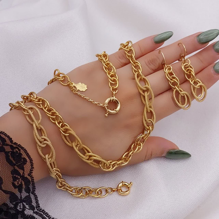 گردنبند اسنیک رنگ ثابت طرح طلا