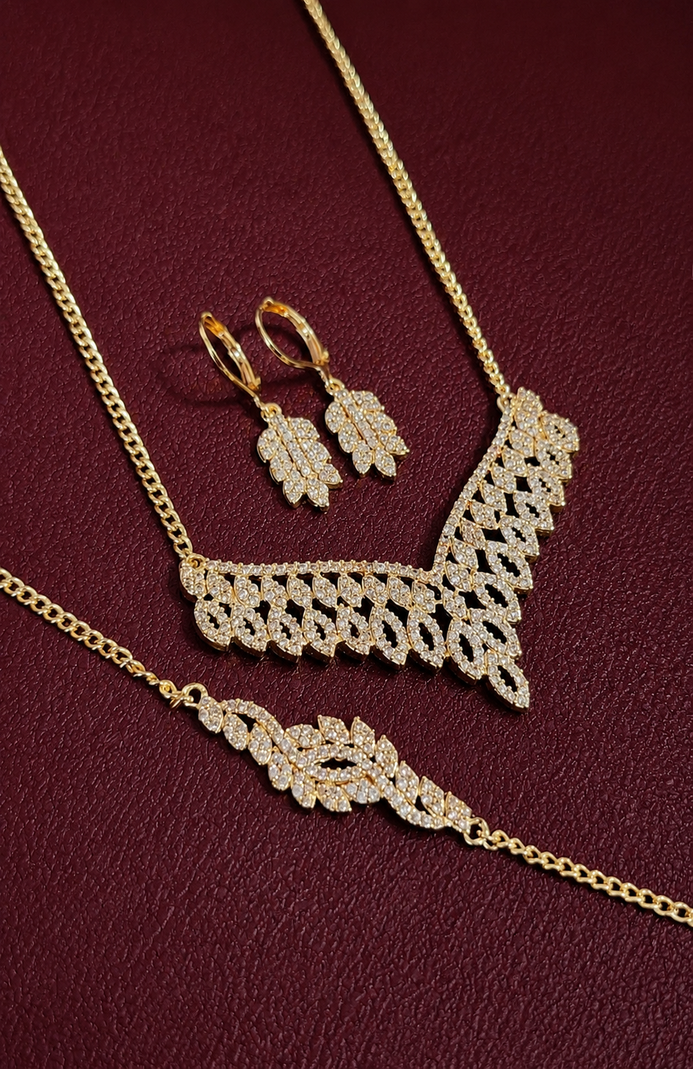 سرویس جواهری پرفروش و شیک زنانه