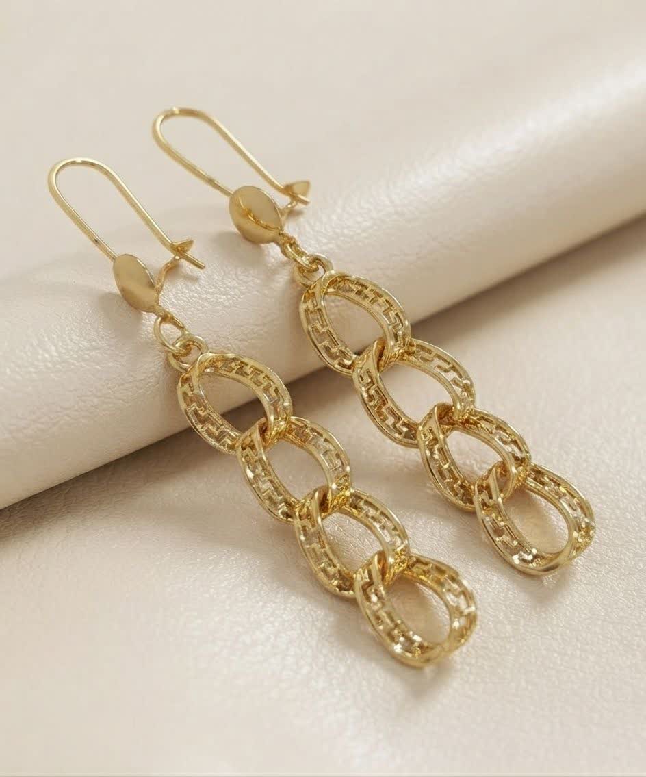 گوشواره کارتیه ورساچ City Gold با طراحی زنجیری