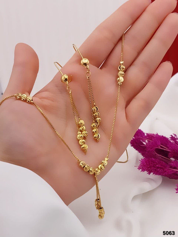 نیمست خارجی مارک معتبر CITY GOLD با آبکاری طلای واقعی و رنگ ثابت