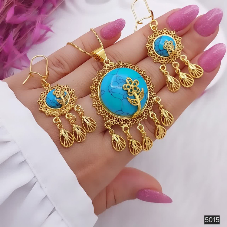 نیمست جدید مدل زرین با زنجیر ۴۵ سانت ونیزی، رنگ ثابت و مناسب استفاده روزمره