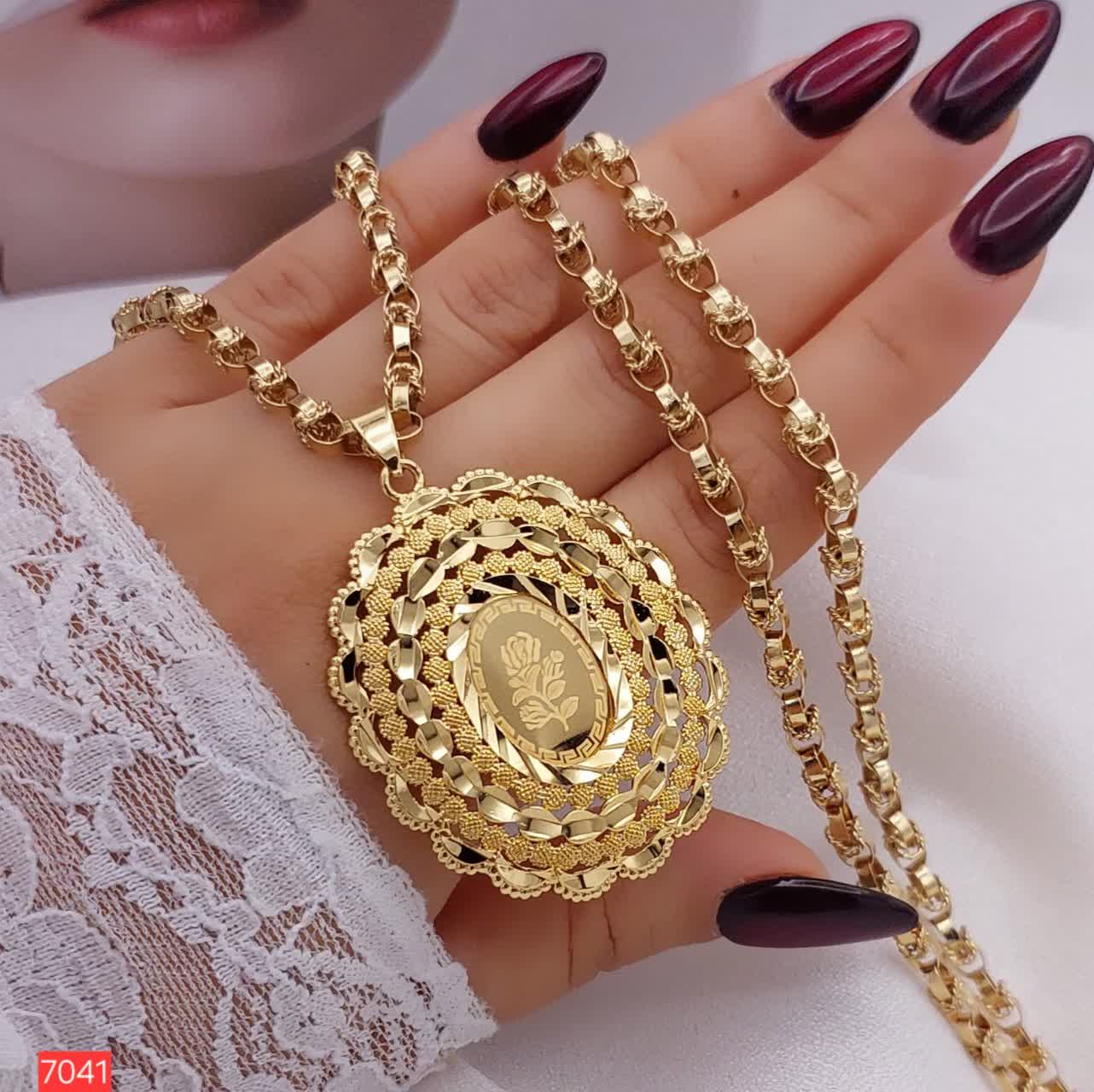 گردنبند بلند طرح طلا مدل شیما کد ۷۰۴۲ برند مای دیر