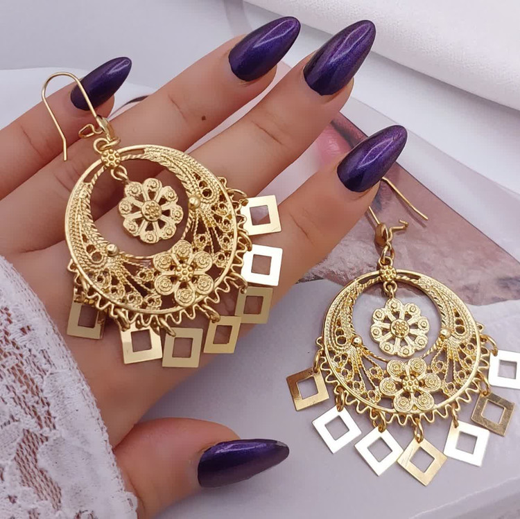 گوشواره آویز طرح بحرینی شیک برند سیتی گلد کد ۱۱۱۸ مناسب برای استایلهای خاص