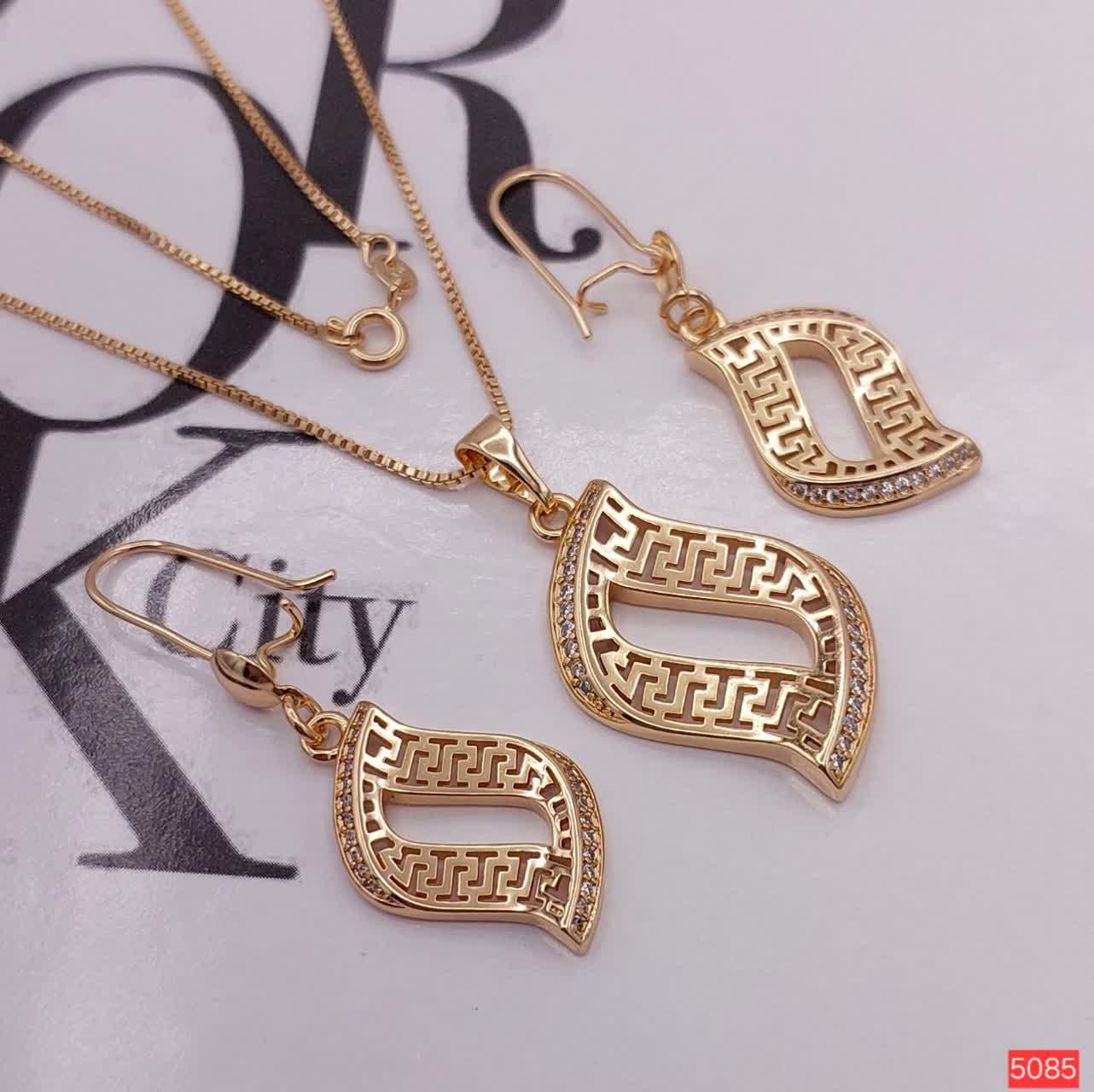 نیم‌ست ژوپینگ اصل مدل سارا کد ۵۰۸۵ با طراحی شیک و خاص