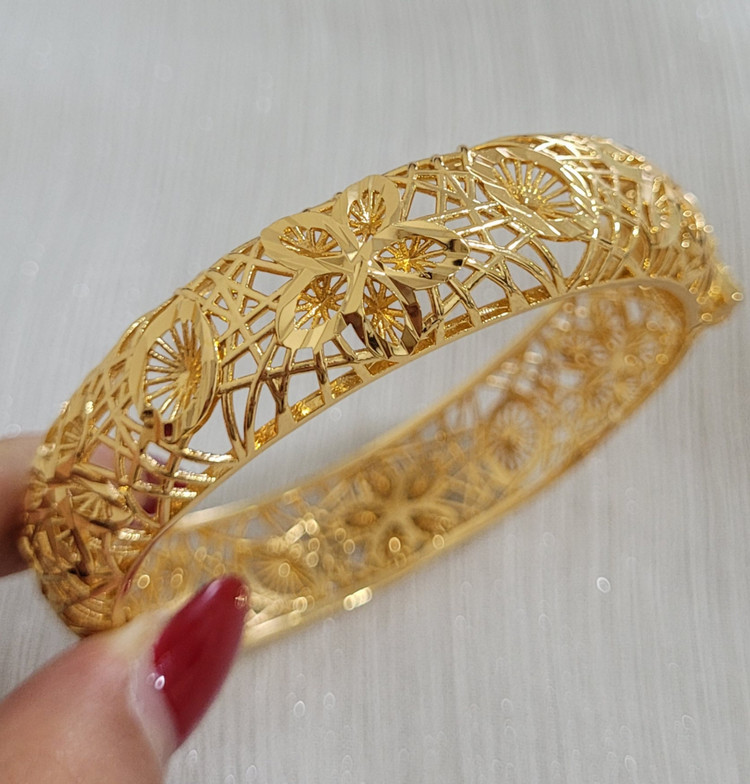 خرید تکپوش طلایی چفتی در طرحهای پرفروش، کیفیت درجه یک - کد 0021 - بدلیجات رستا